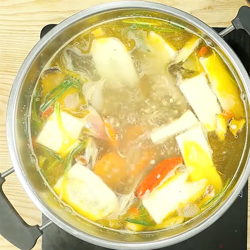 Step 4 Completion Pork tail hot pot with Chinese medicinal spices