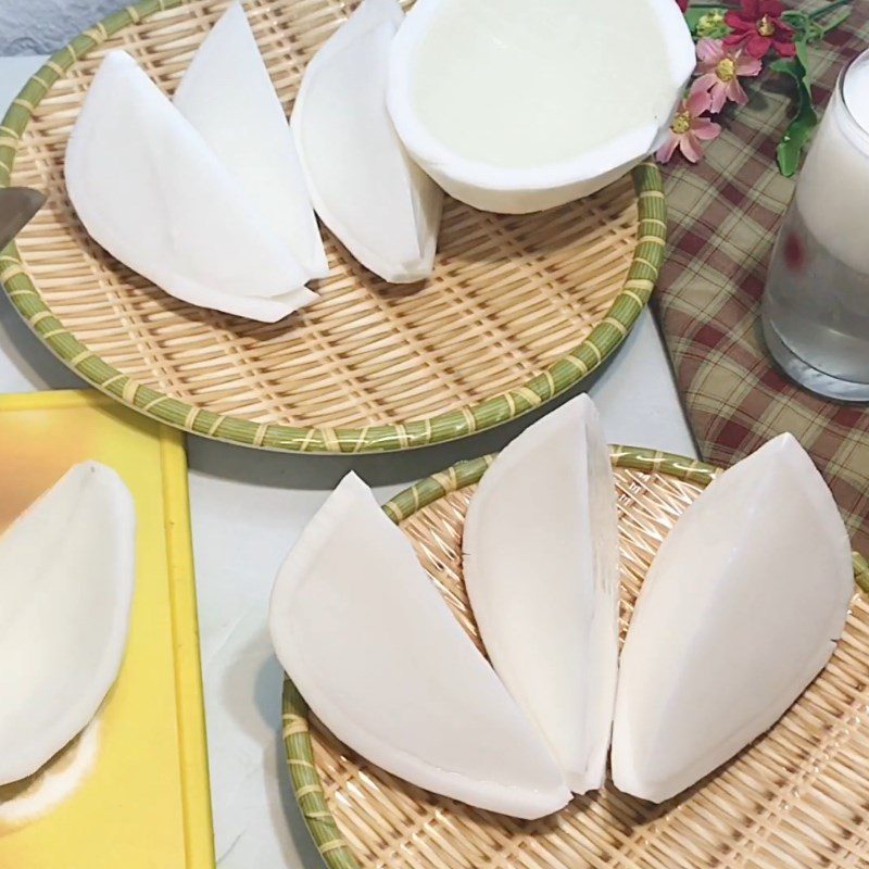 Step 5 Completion Coconut Jelly Cut into Pieces