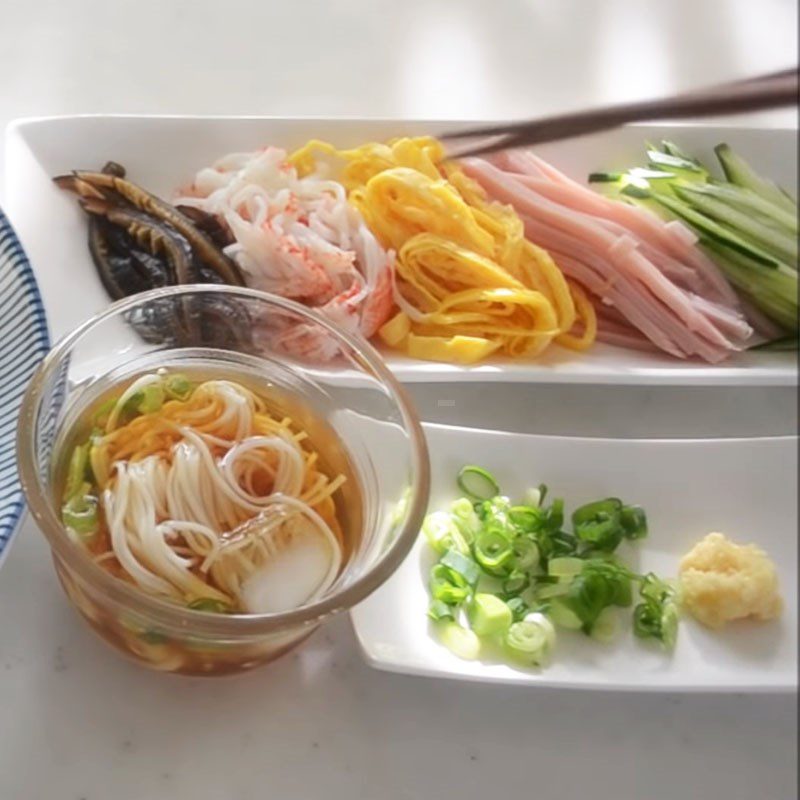 Step 4 Completion Traditional vegetable somen noodles
