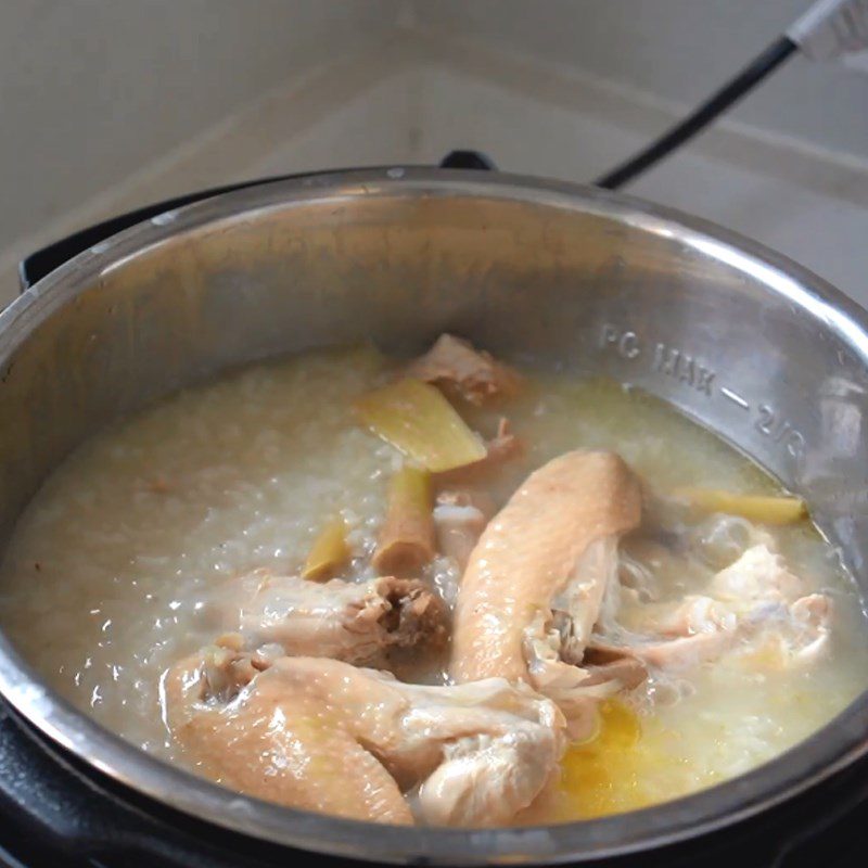 Step 4 Completing chicken porridge with pressure cooker