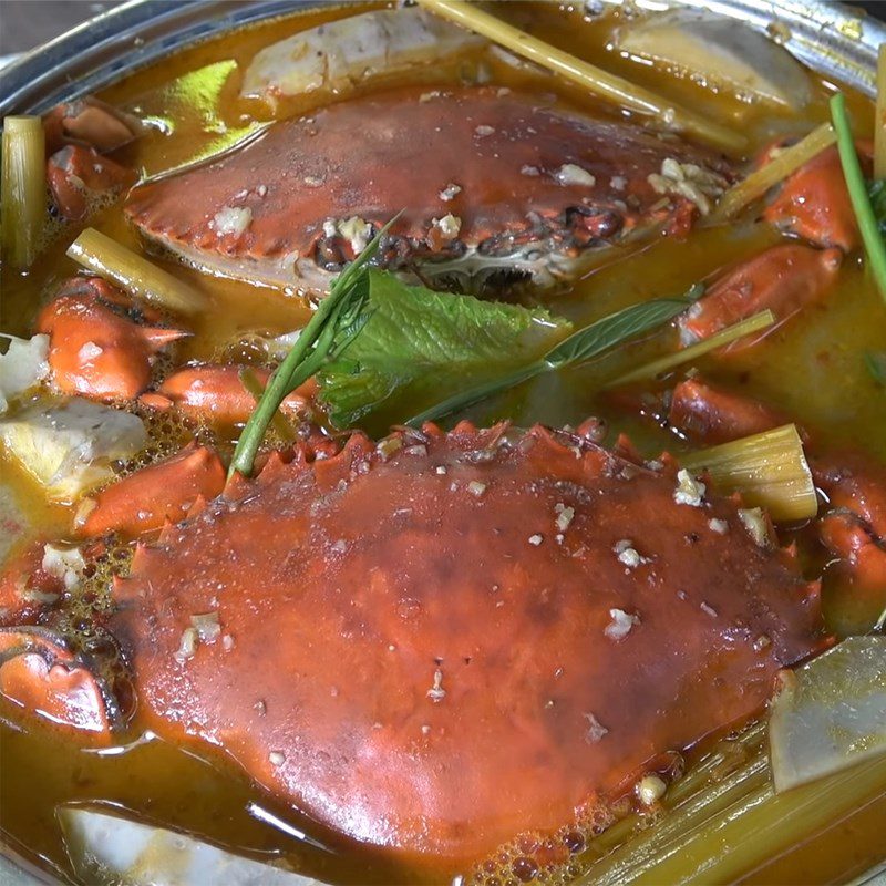 Step 5 Make dipping sauce and finish Crab hotpot cooked with fermented tofu
