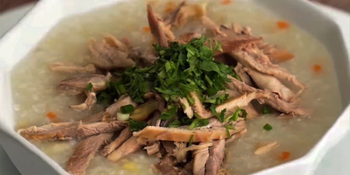 how to cook chicken congee with lotus seeds and green beans delicious nutritious easy to make 08460