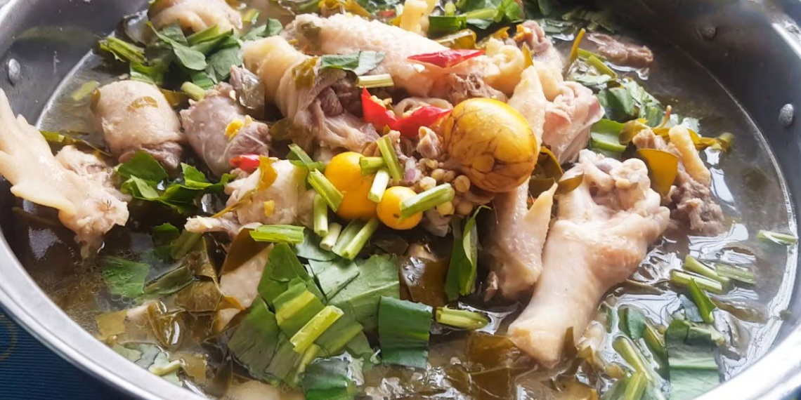 how to cook chicken hotpot with giang leaf delicious and aromatic for meal 14548