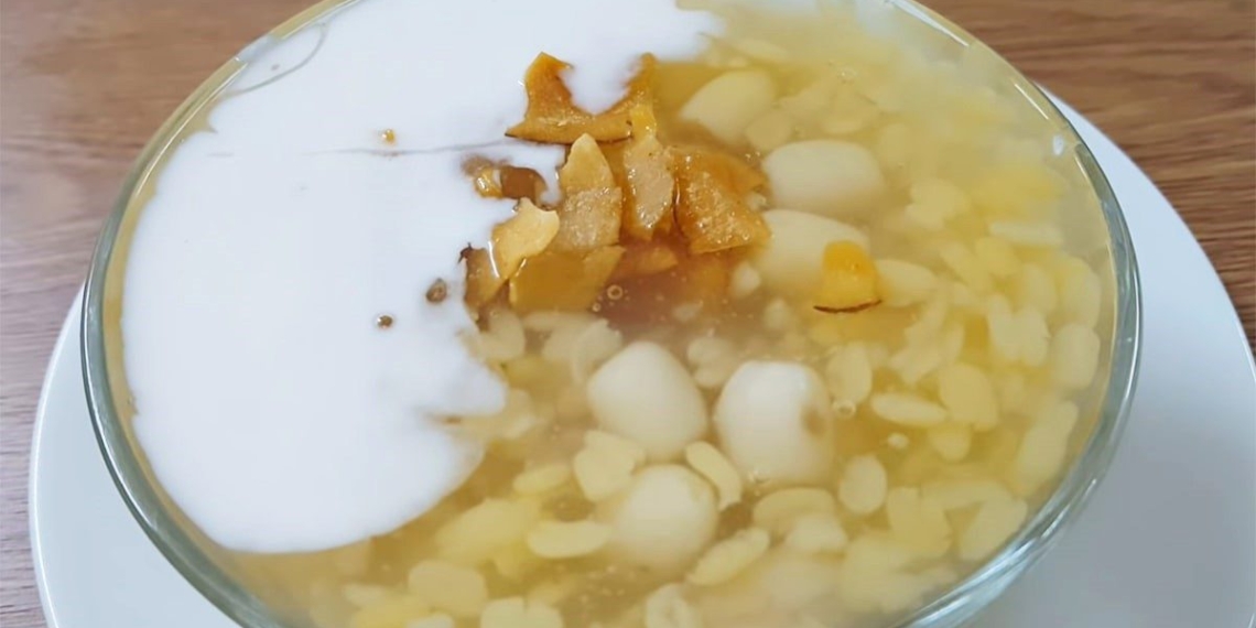 how to cook green bean soup with lotus seeds fragrant sweet for the whole family 08341