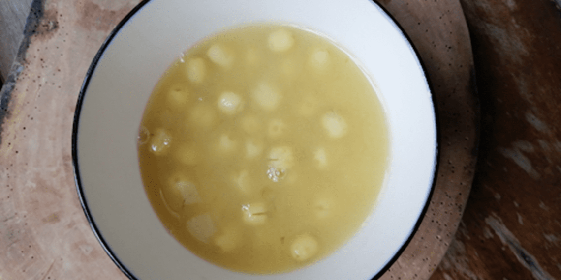 how to cook green mung bean and lotus seed delicious and refreshing for the whole family 18255