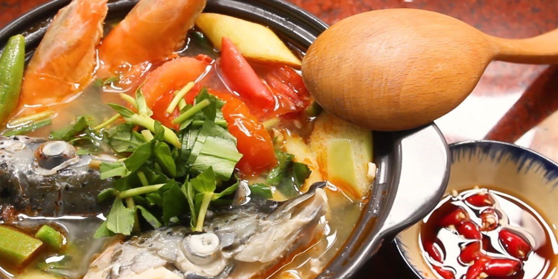 how to cook sour soup with salmon and sweet sour shrimp 10367