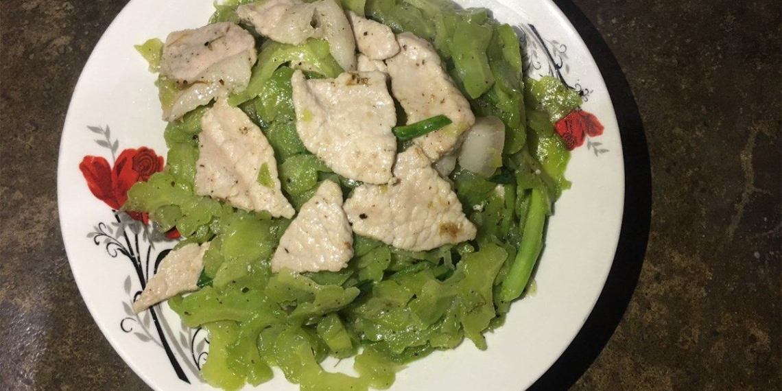 how to make bitter melon stir fried with pork fragrant and deliciously addictive 16094