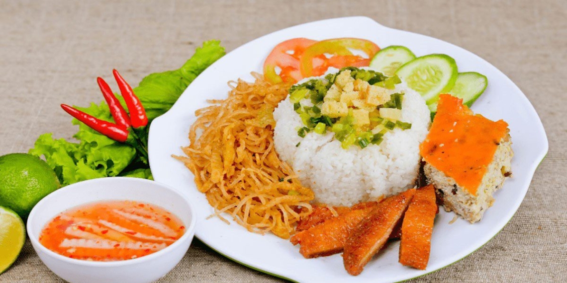 how to make broken rice with grilled pork ribs 03151