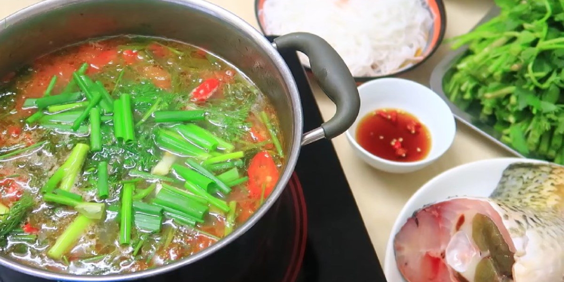 how to make catfish stew with delicious sour soup nutritious for the family 13077