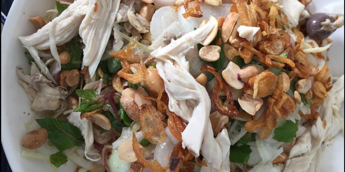 how to make chicken banana flower salad delicious and refreshing 15623