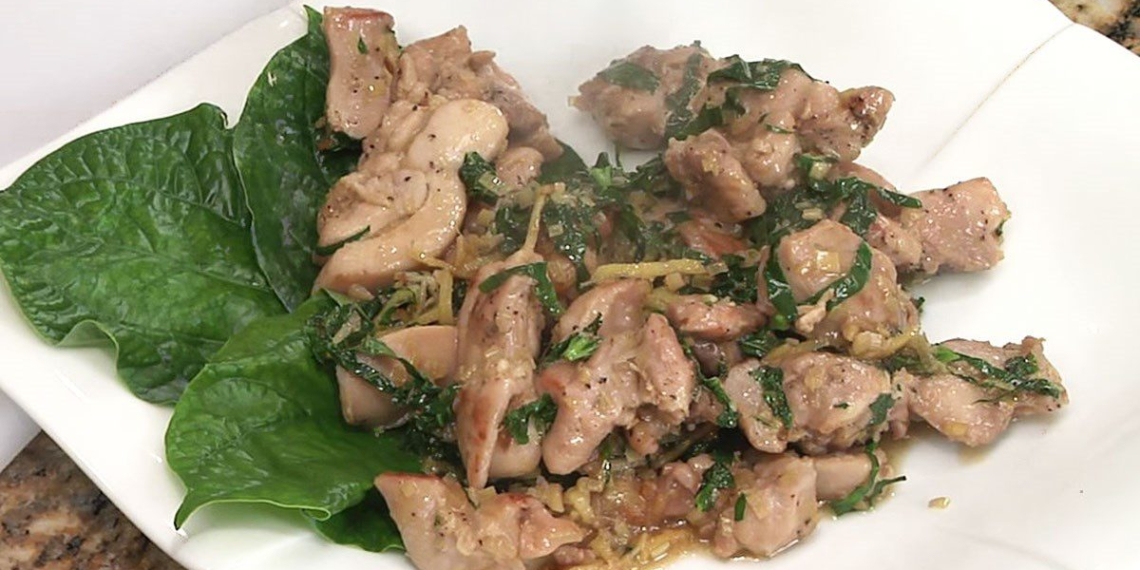how to make chicken stir fried with lot leaves delicious for family dinner 14245