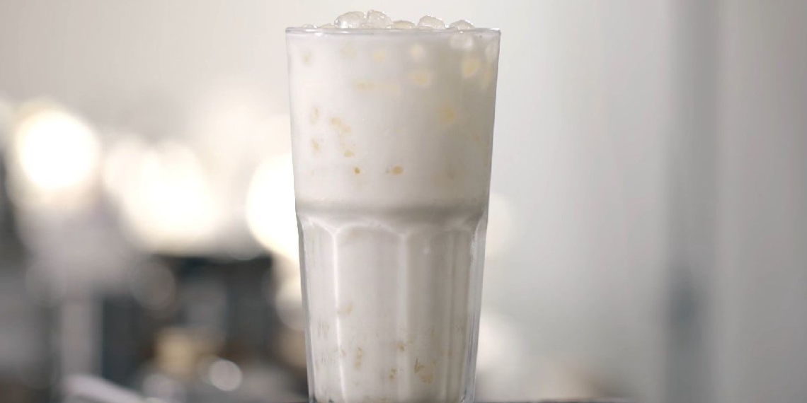 how to make coconut milk tea thai style delicious easy to make ma 00909