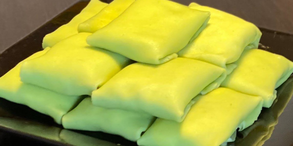 how to make crepe coconut filled with delicious banana cream 04134