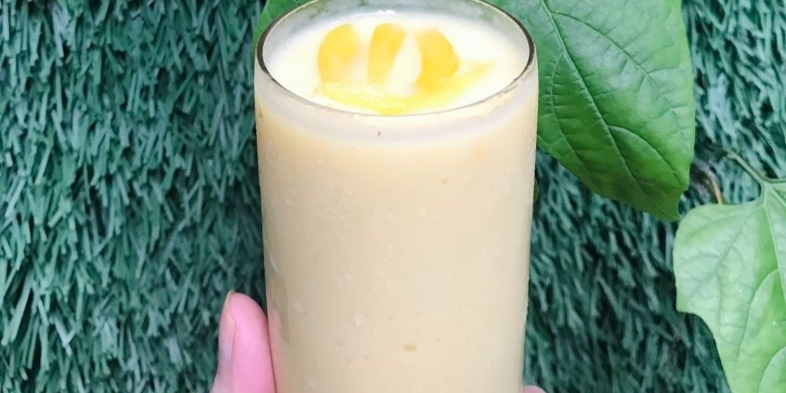 how to make delicious chewy jackfruit smoothie for hot sunny days 15260