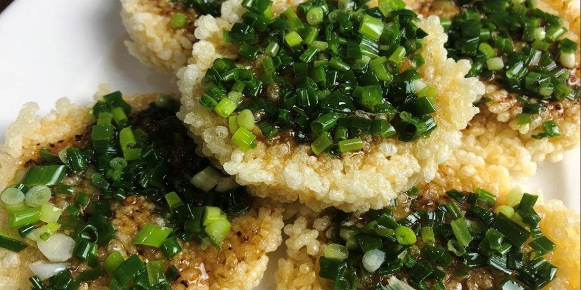how to make delicious crispy garlic onion fried rice g 02332