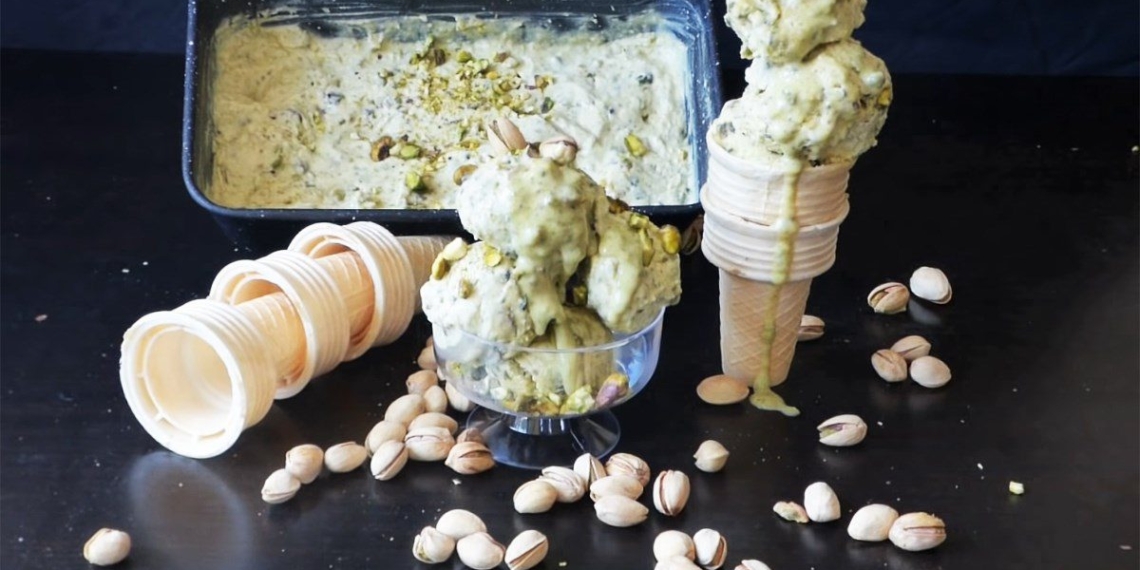 how to make delicious simple fat fruit ice cream at 12298