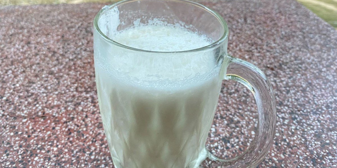 how to make delicious yogurt smoothie at home 14967