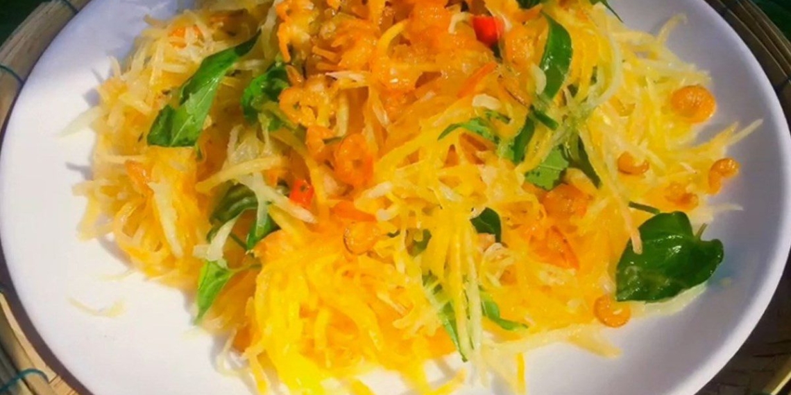 how to make dried shrimp papaya salad simple attractive 14052