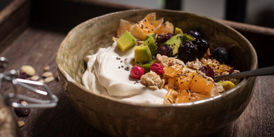how to make greek yogurt from delicious creamy soy milk 02981