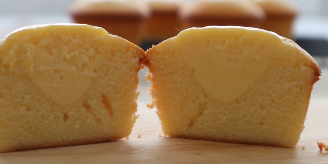 how to make muffin cakes filled with melting cheese delicious simple 04151