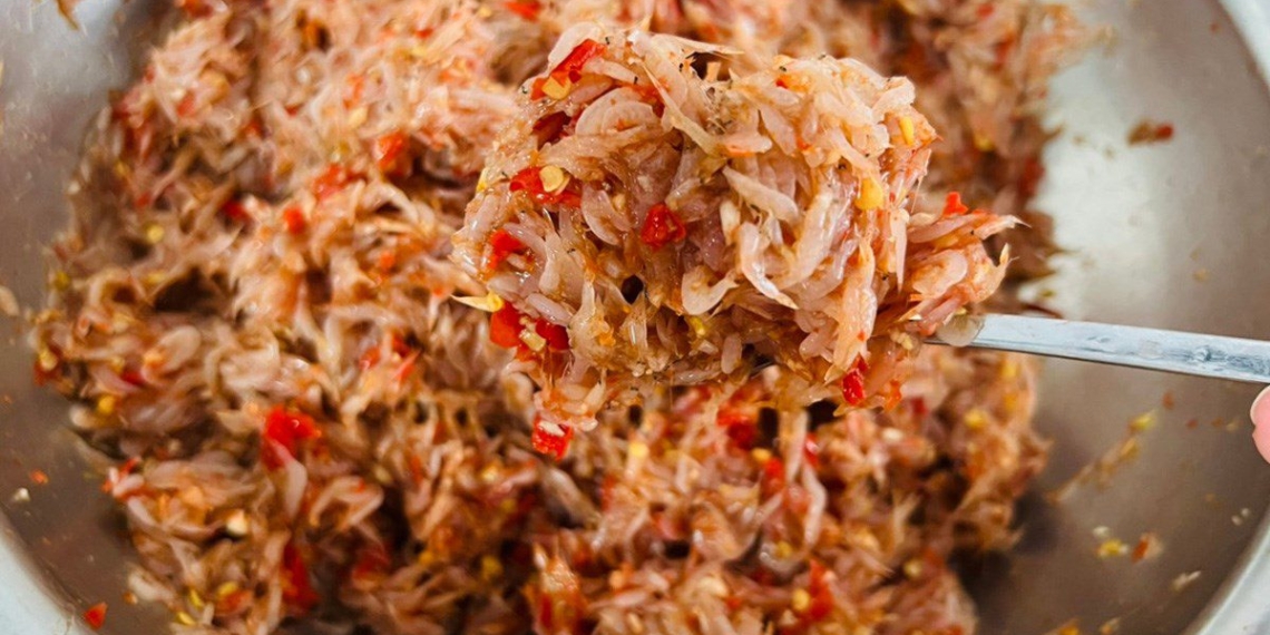 how to make salty dried fish sauce delicious and appetizing for meals 18071