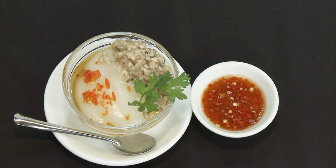 how to make soft and delicious hot banh duc very simple 00191