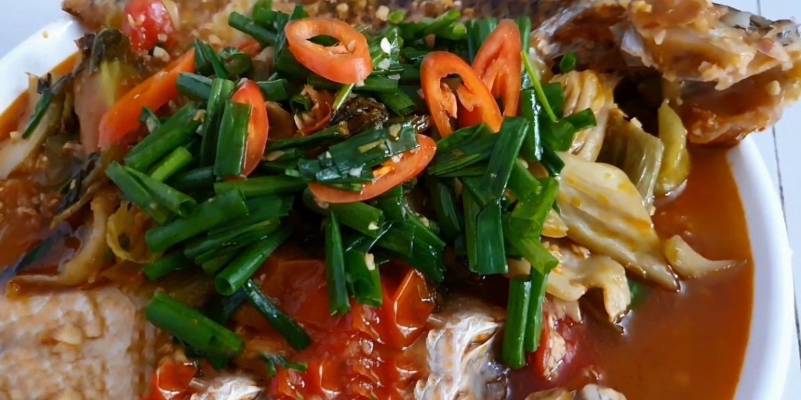 how to make sour pork with pineapple 14283