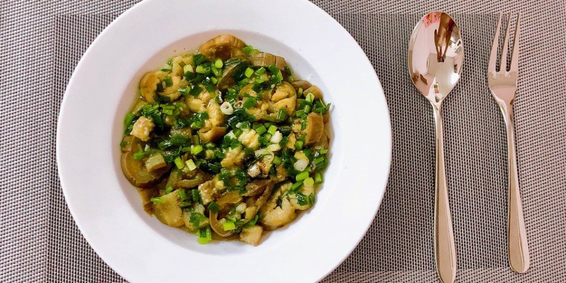 how to make steamed eggplant with aromatic onion delicious simple at home 07273