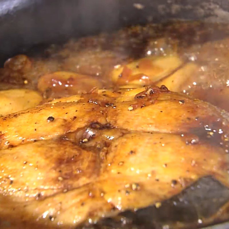 Step 4 Fish Stewing Mackerel Stew with Ginger