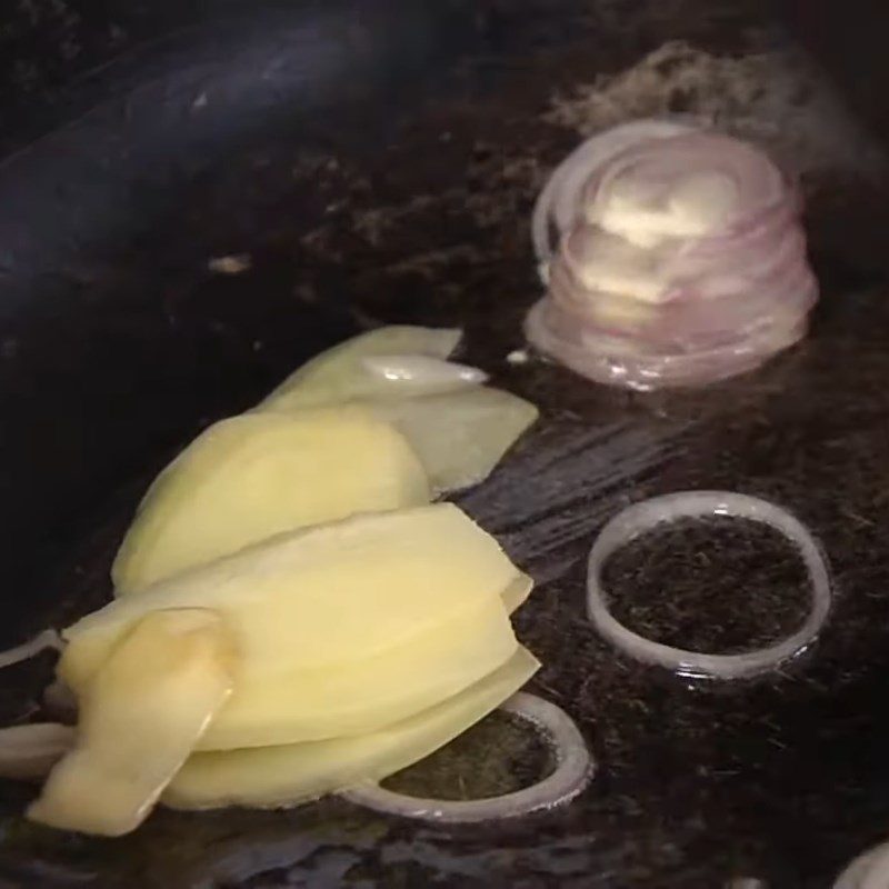 Step 4 Fish Stewing Mackerel Stew with Ginger