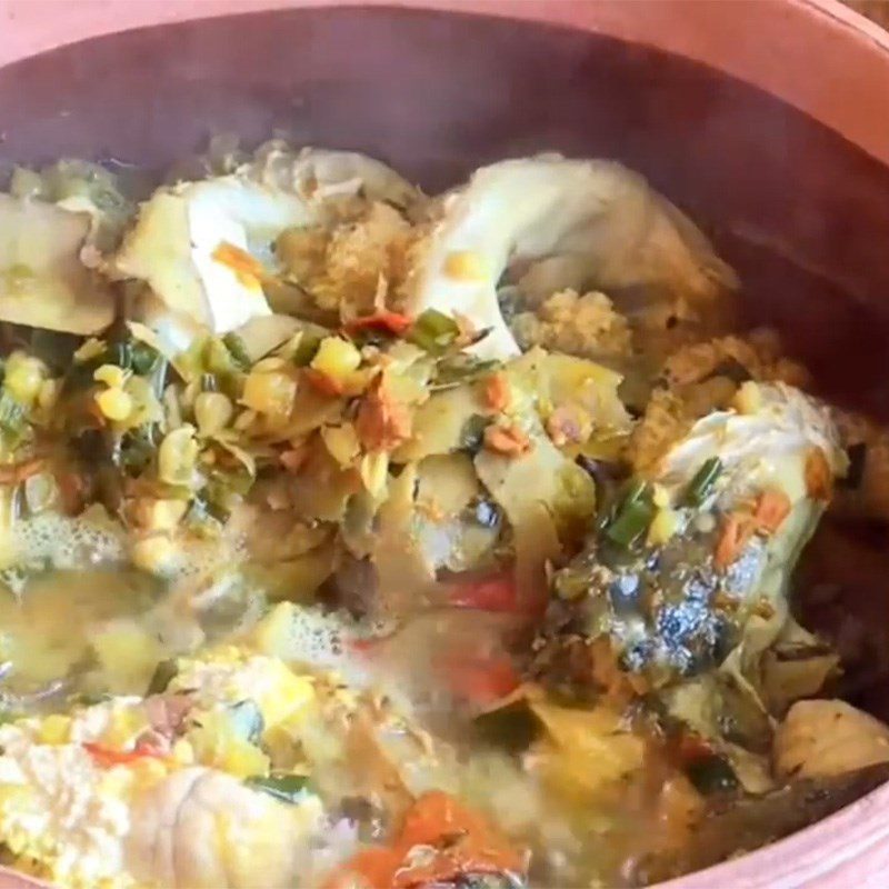 Step 4 Braised fish for braised carp with galangal and turmeric