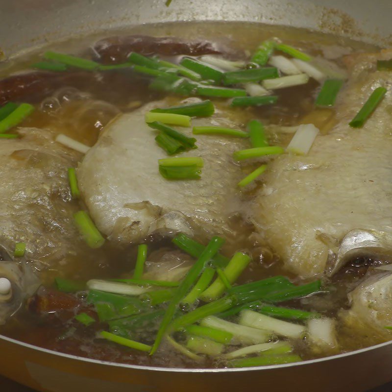 Step 4 Braised fish with salt