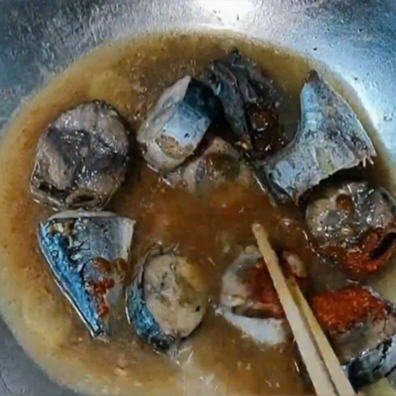 Step 4 Braised Fish with Fermented Soybeans Tuna Braised with Fermented Soybeans