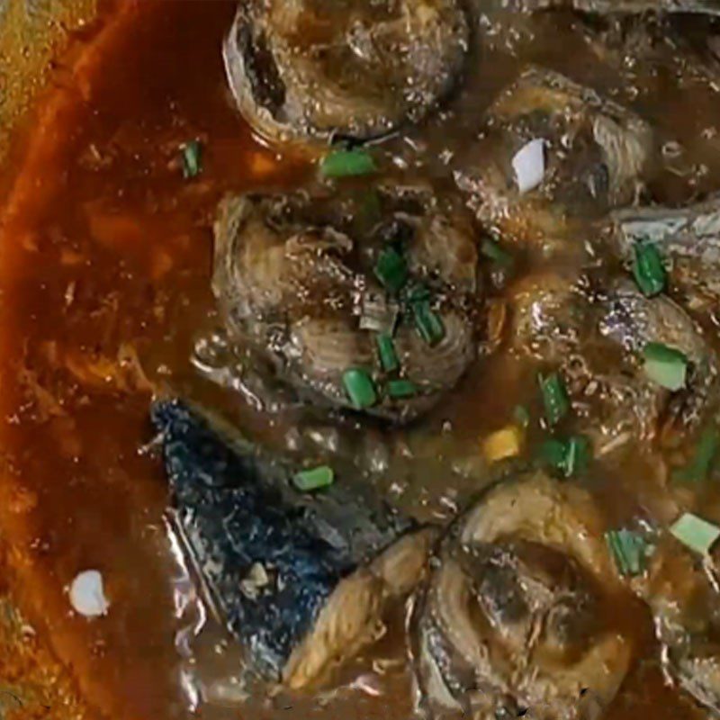 Step 4 Braised Fish with Fermented Soybeans Tuna Braised with Fermented Soybeans