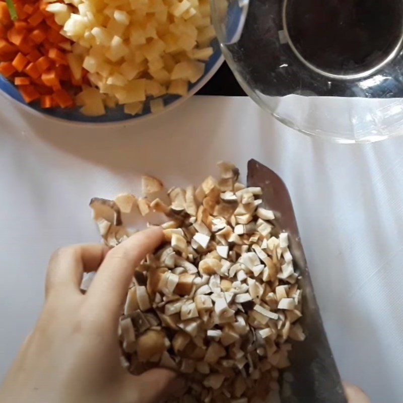 Step 1 Prepare ingredients for Hot Vegetarian Bánh Đúc