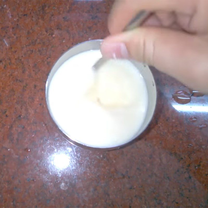 Step 2 Mix the ingredients Yogurt Orange