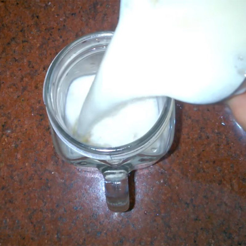 Step 3 Shake, mix, and finish Yogurt Orange