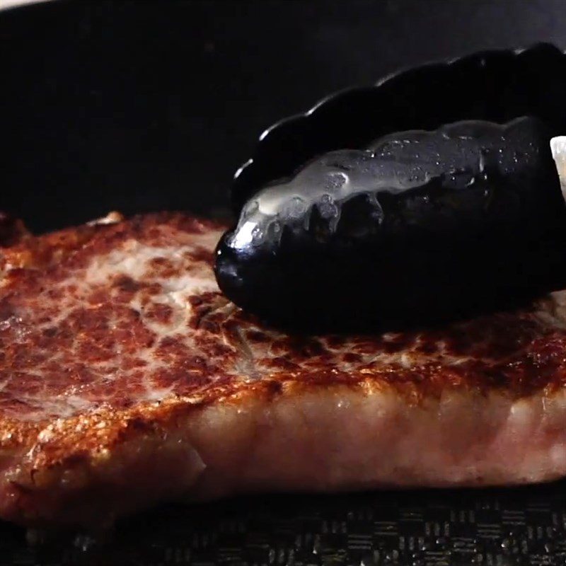Step 3 Cooking the steak Teriyaki steak