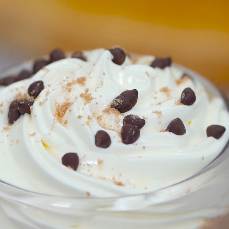 Step 3 Making whipped cream Chocolate banana smoothie