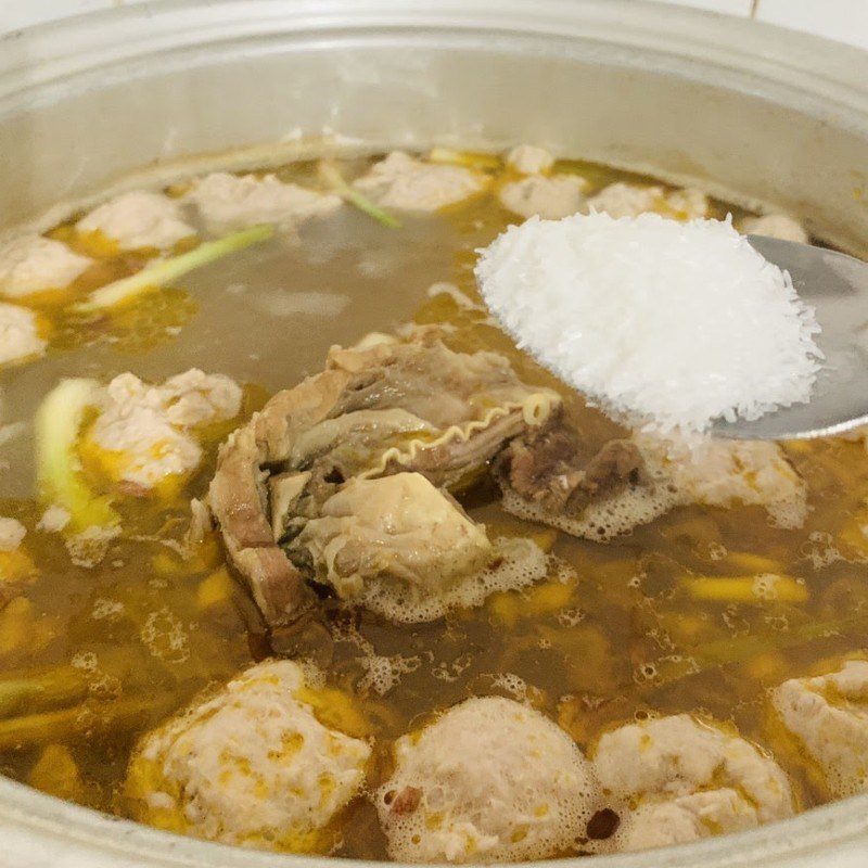 Step 4 Making beef bone noodle Beef bone noodle