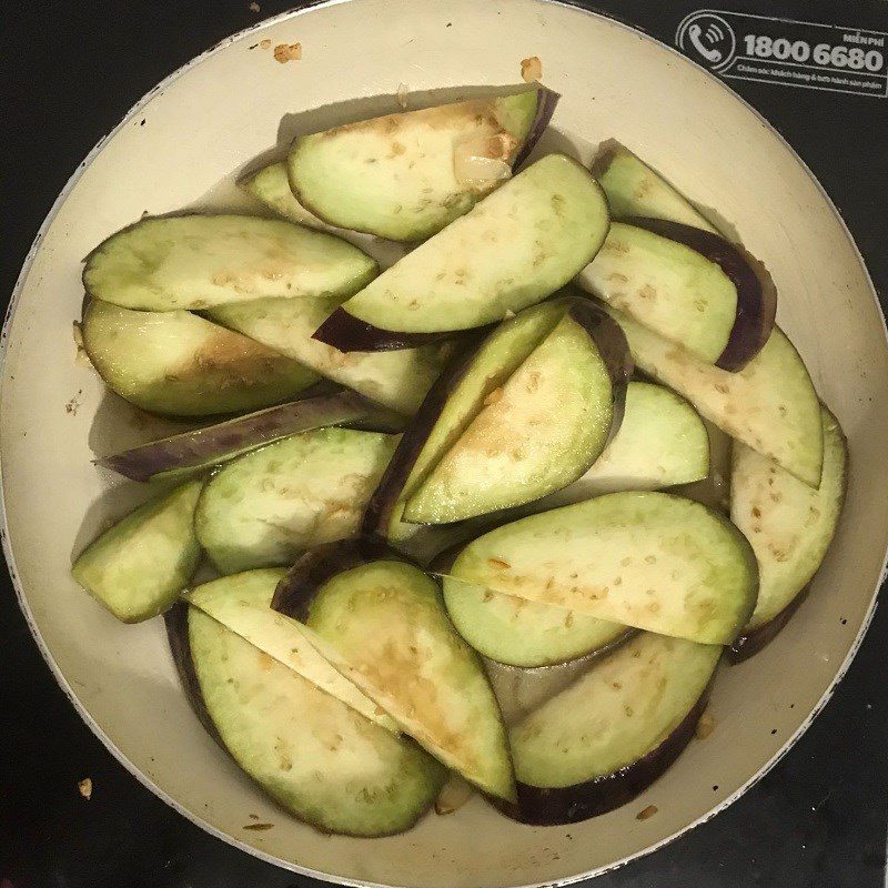 Step 2 Making Stir-fried Eggplant with Garlic Stir-fried Eggplant with Garlic