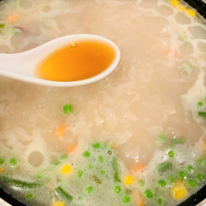 Step 5 Making seafood porridge