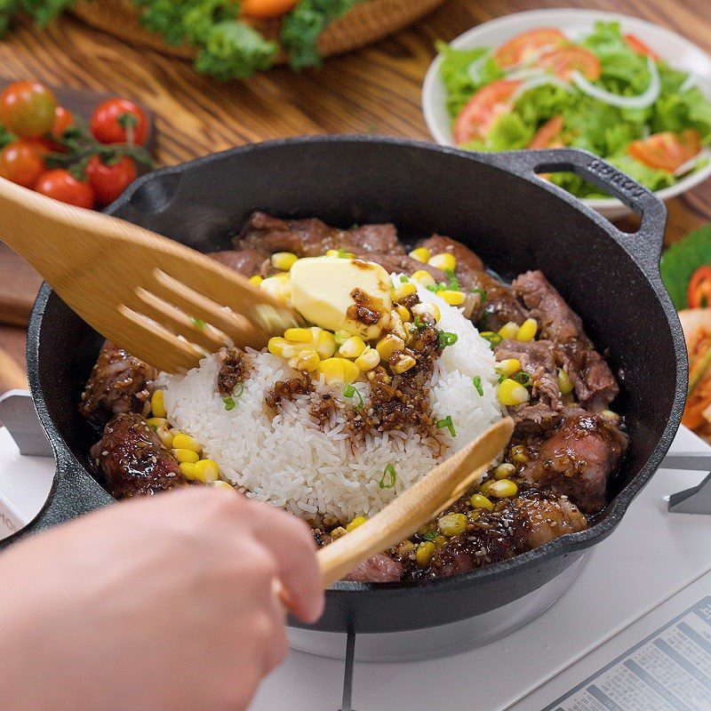 Step 2 Making sizzling beef rice Sizzling beef rice