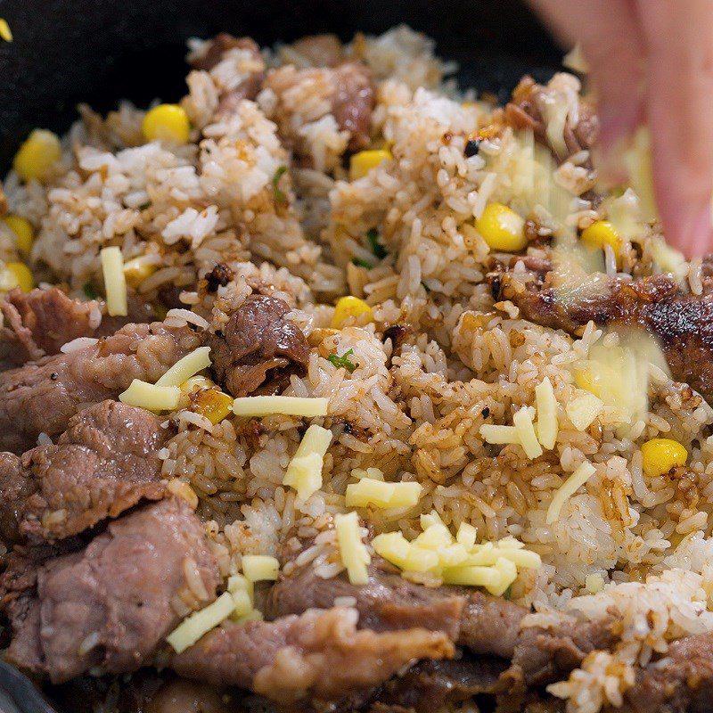 Step 2 Making sizzling beef rice Sizzling beef rice
