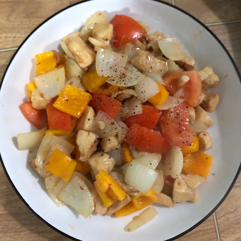 Step 3 Stir-fried Chicken with Cashew Nuts