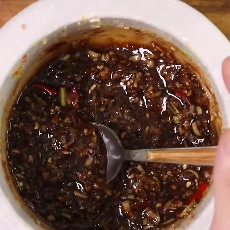 Step 1 Make the marinade for Cambodian grilled beef sandwich