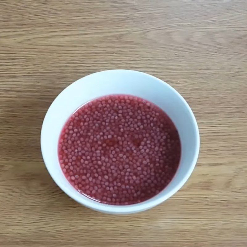Step 4 Making basil seeds and various types of tapioca pearls for mixed caramel dessert