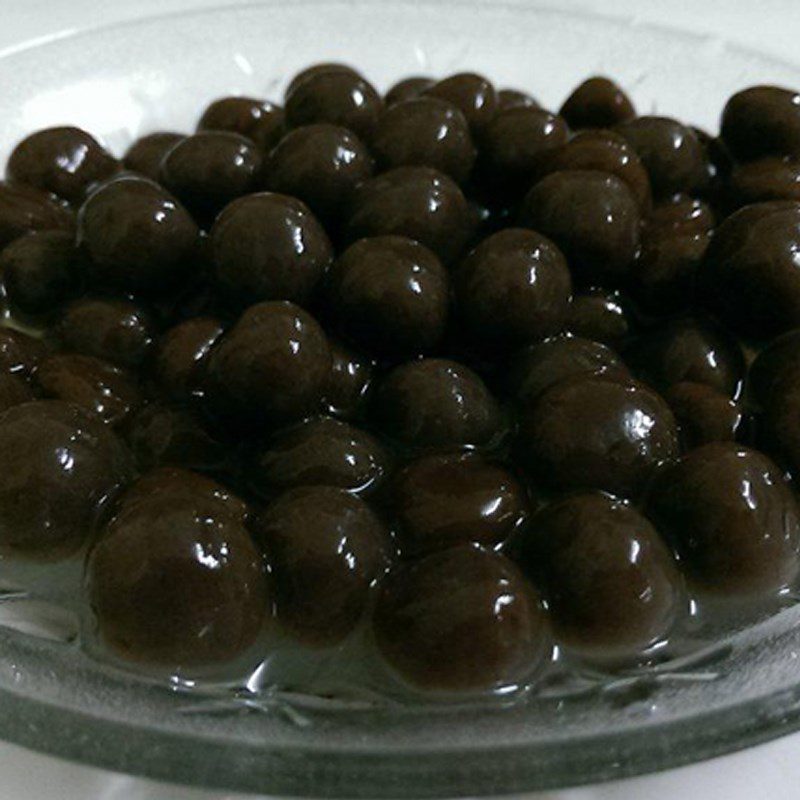 Step 4 Making basil seeds and various types of tapioca pearls for mixed caramel dessert