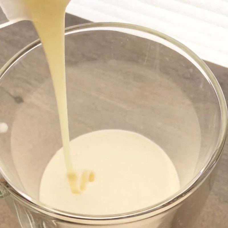 Step 4 Make the milk cream mixture for mochi milk tea