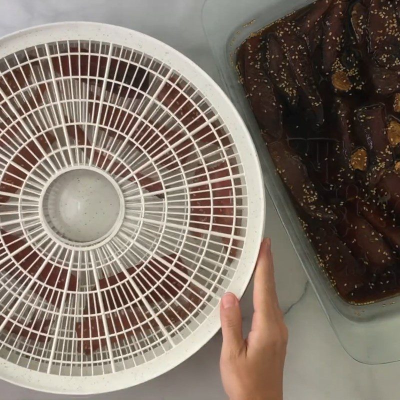 Step 4 Dry the dried tuna